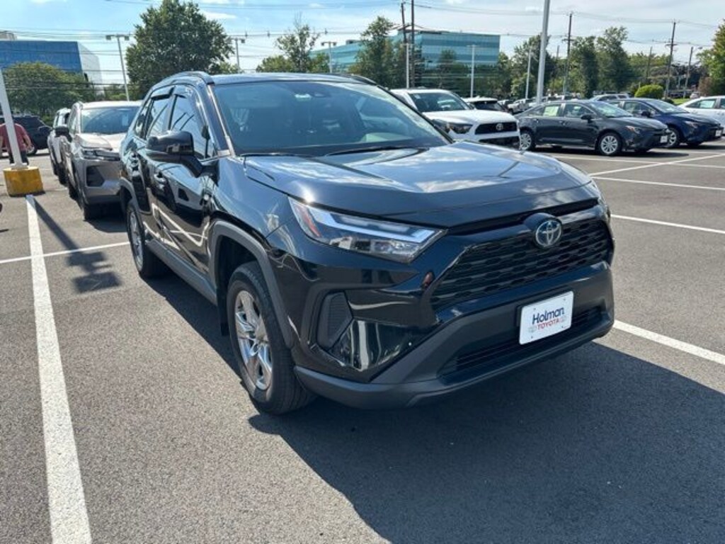 Used 2024 Toyota RAV4 Hybrid XLE SUV