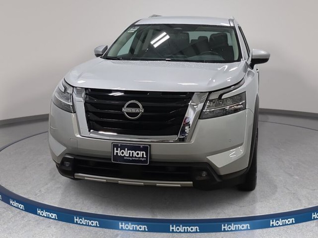 Used 2022 Nissan Pathfinder SL SUV