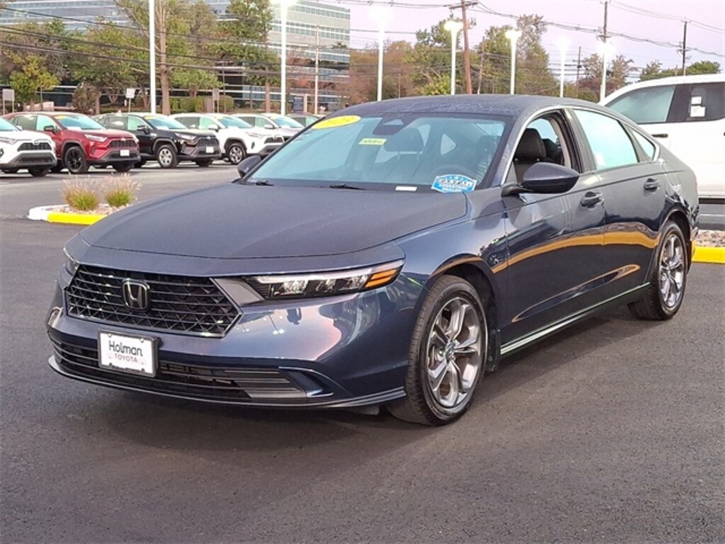 Used 2023 Honda Accord EX Sedan