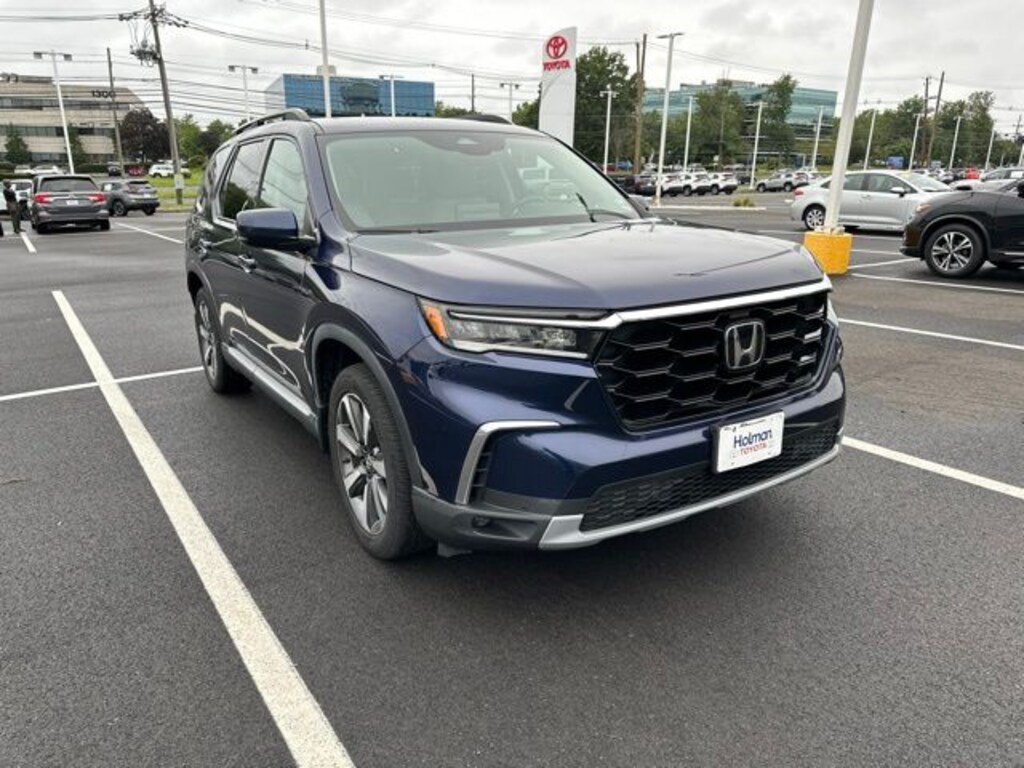 Used 2024 Honda Pilot Touring SUV