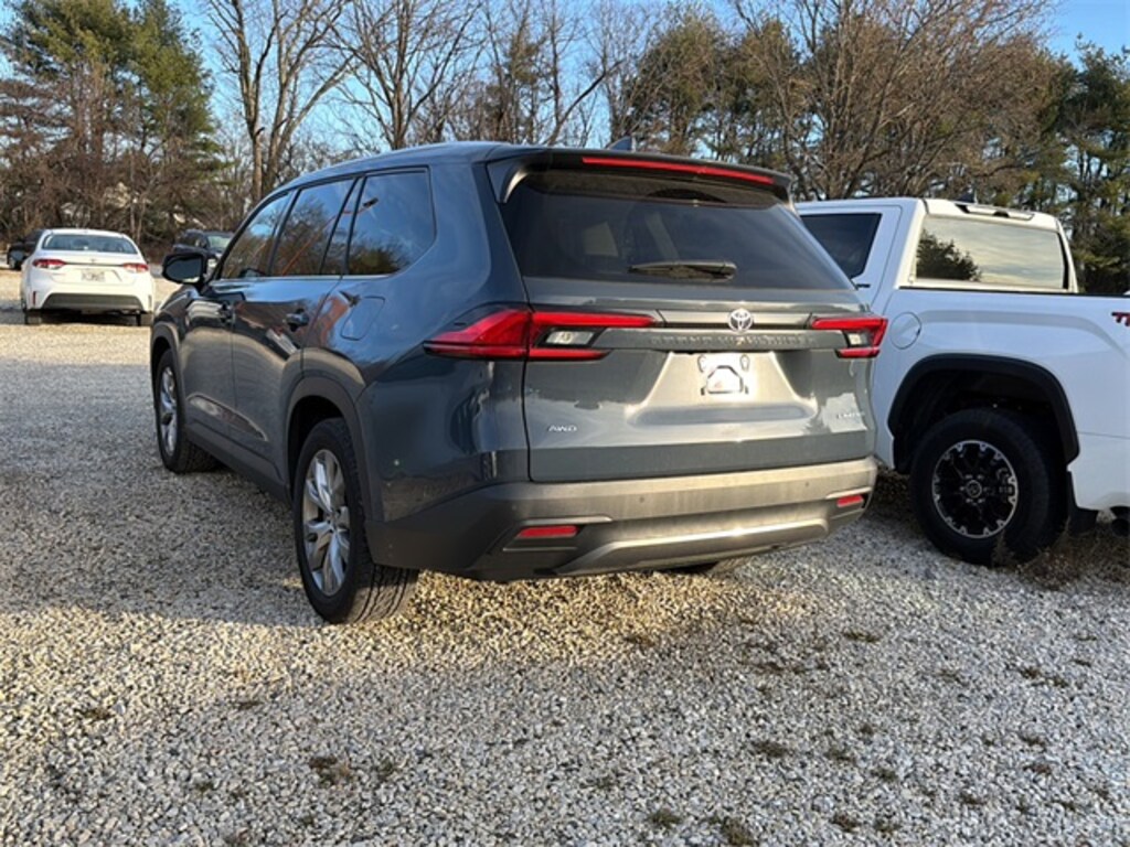 Used 2024 Toyota Grand Highlander Limited SUV