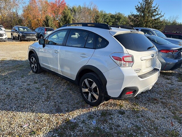 2014 Subaru Crosstrek 2.0i Hybrid Touring photo 2