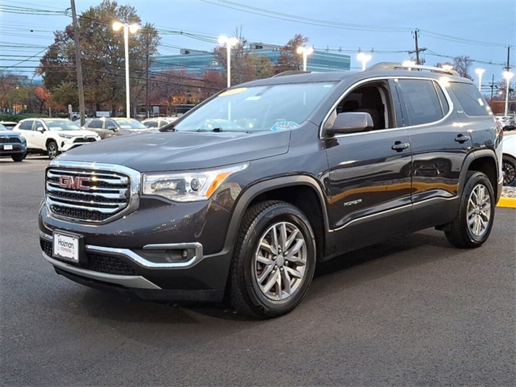 Used 2017 GMC Acadia SLE-2 SUV