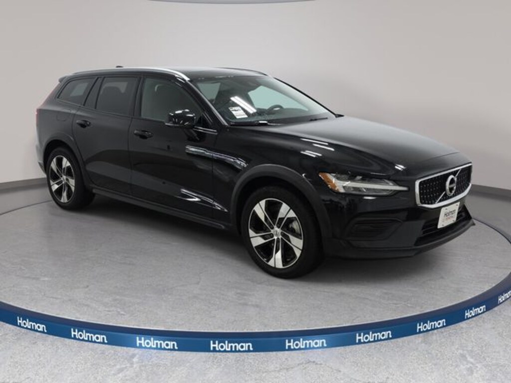 Used 2020 Volvo V60 Cross Country T5 Wagon