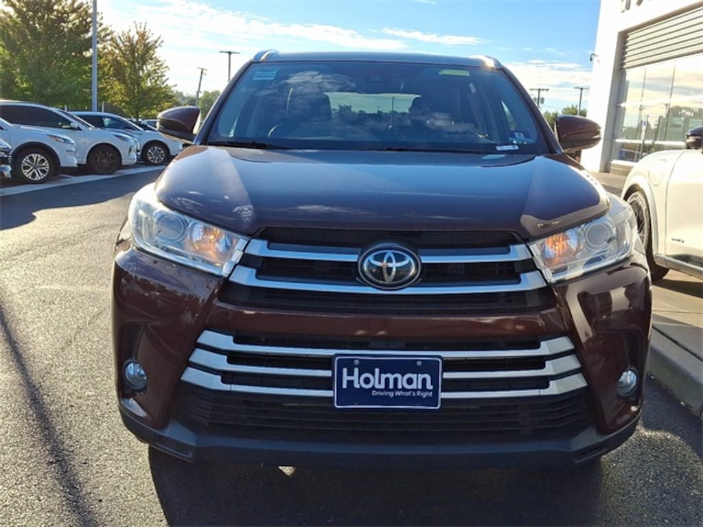 Used 2019 Toyota Highlander XLE SUV