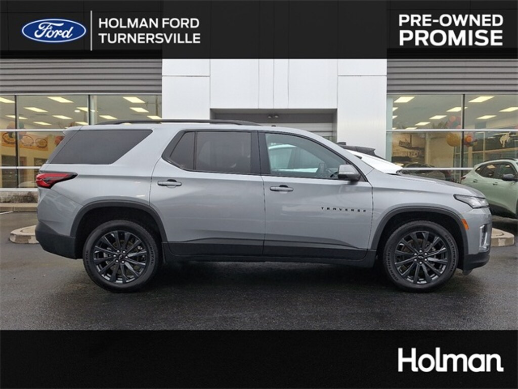 Used 2023 Chevrolet Traverse RS SUV