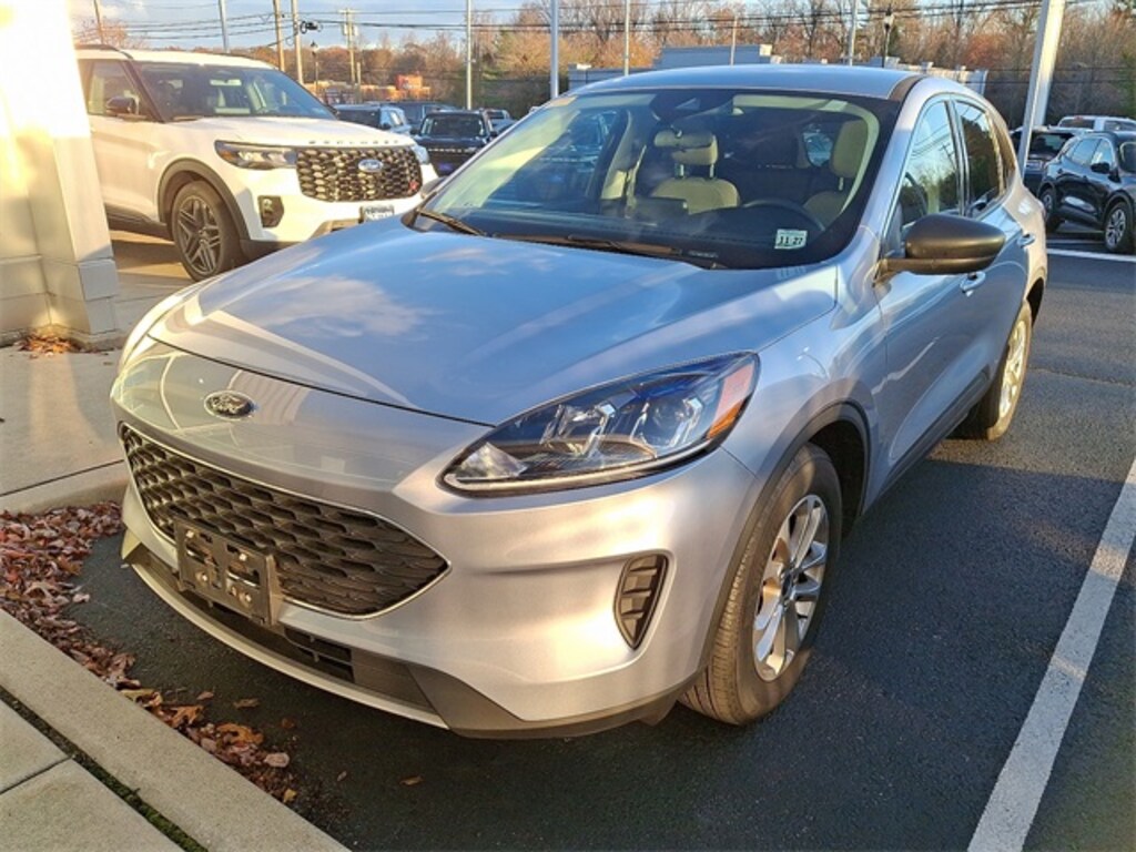 Used 2022 Ford Escape SE SUV