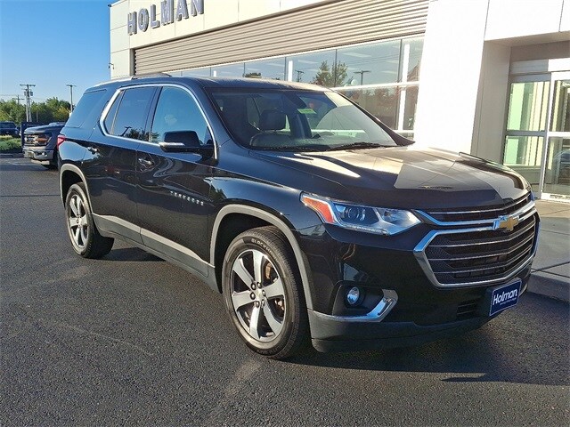 2018 Chevrolet Traverse 3LT photo 2