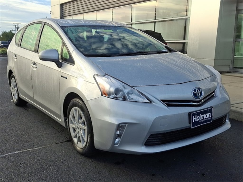 Used 2012 Toyota Prius v Three Wagon