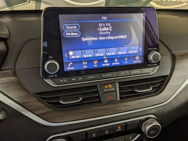 2025 Nissan Altima SV - Photo 17