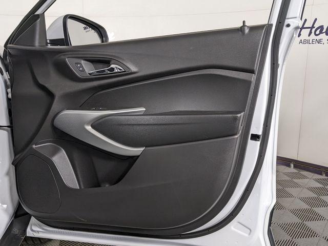 2026 Chevrolet Trax LS - Photo 39