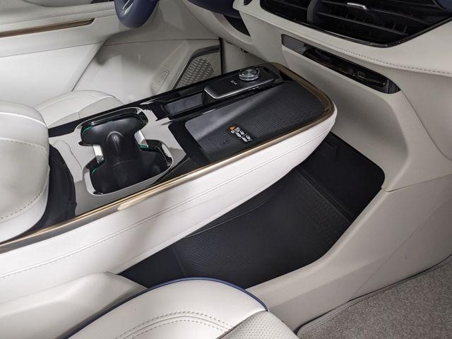 2025 Buick Enclave Avenir - Photo 24