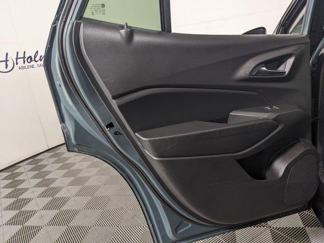 2025 Chevrolet Trax LT - Photo 32