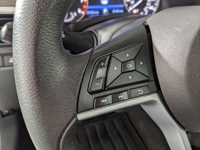 2025 Nissan Altima SV - Photo 15