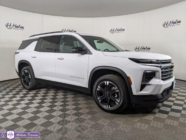 2027 Chevrolet Traverse LT SUV