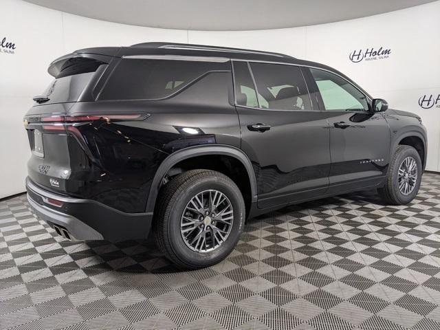 2025 Chevrolet Traverse photo 2