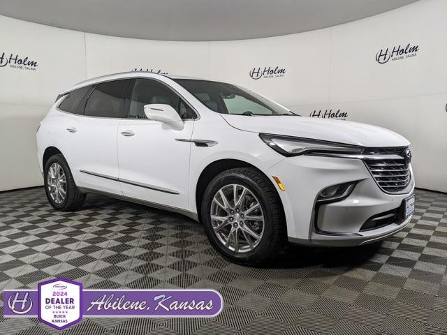 2022 Buick Enclave Premium's photo