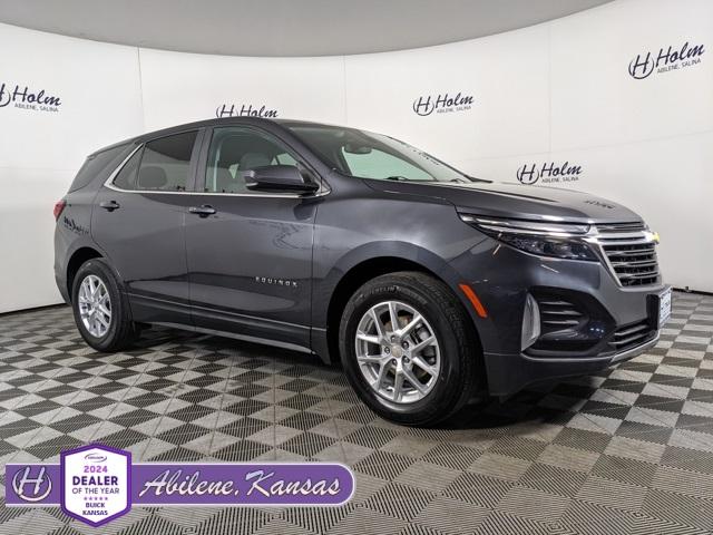 2022 Chevrolet Equinox LT's photo