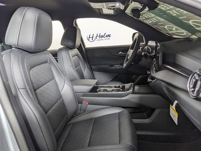 2027 Chevrolet Equinox LT - Photo 34