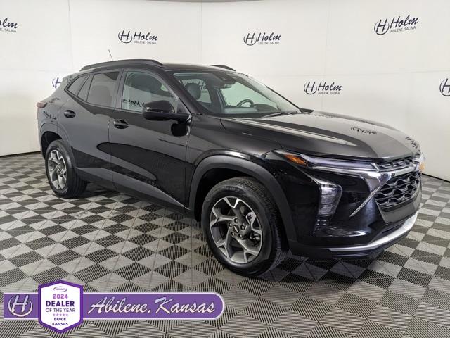 2025 Chevrolet Trax SUV 