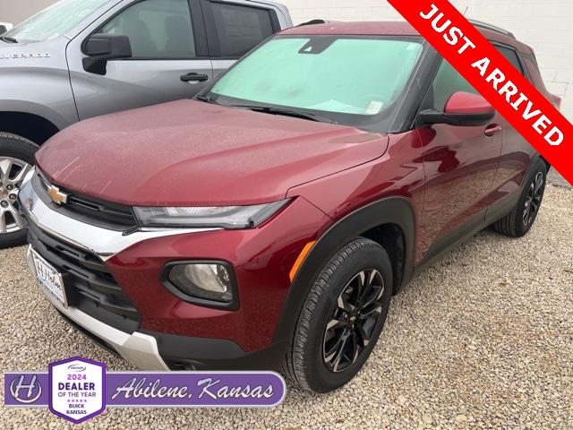 2023 Chevrolet Trailblazer LT photo 2