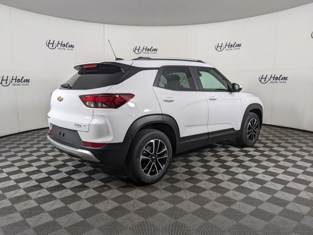 2026 Chevrolet Trailblazer LT photo 3