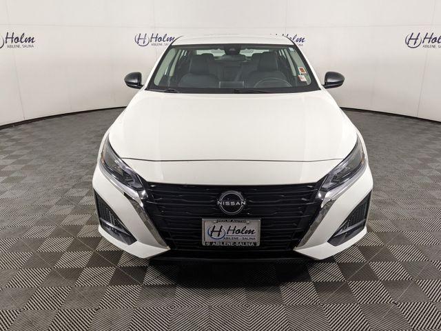 2025 Nissan Altima SV - Photo 11
