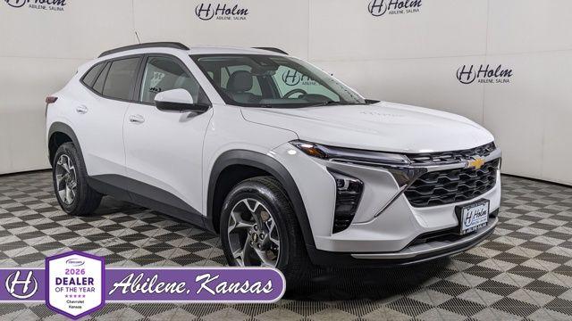 Summit White 2025 Chevrolet Trax LT FWD SUV / Crossover Front-Wheel Drive Automatic