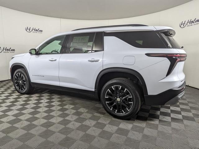 2026 Chevrolet Traverse photo 3
