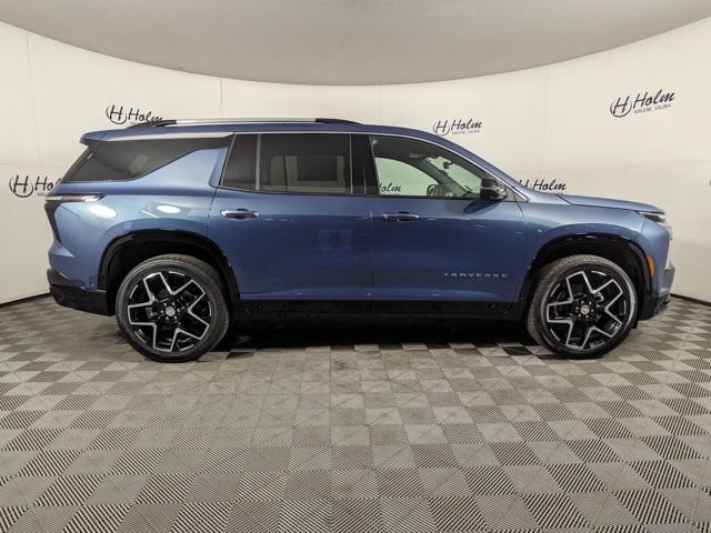 2026 Chevrolet Traverse High Country photo 2