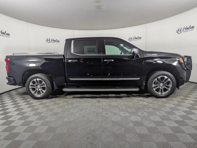 2024 Chevrolet Silverado 1500 High Country photo 2