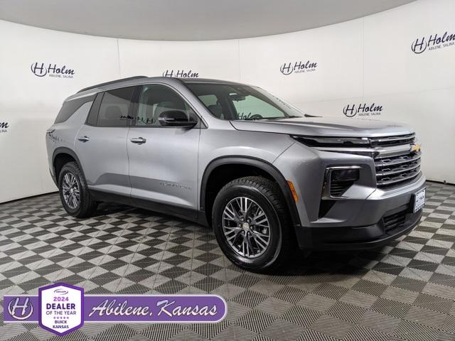 2025 Chevrolet Traverse LT's photo