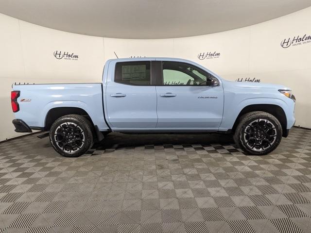2026 Chevrolet Colorado Z71 photo 2