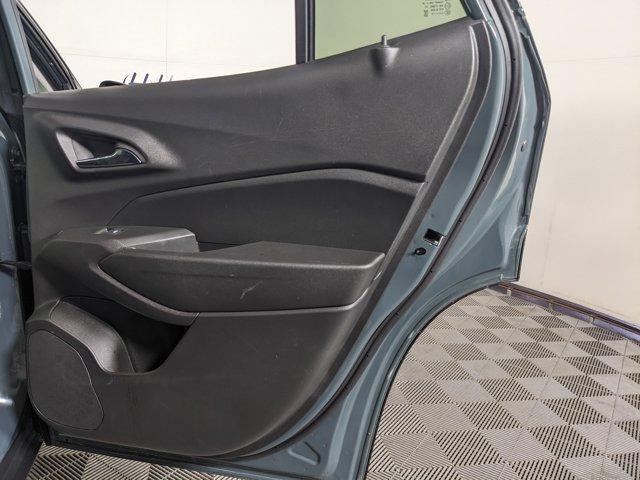 2025 Chevrolet Trax LT - Photo 42