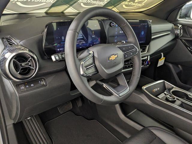 2027 Chevrolet Equinox LT - Photo 11