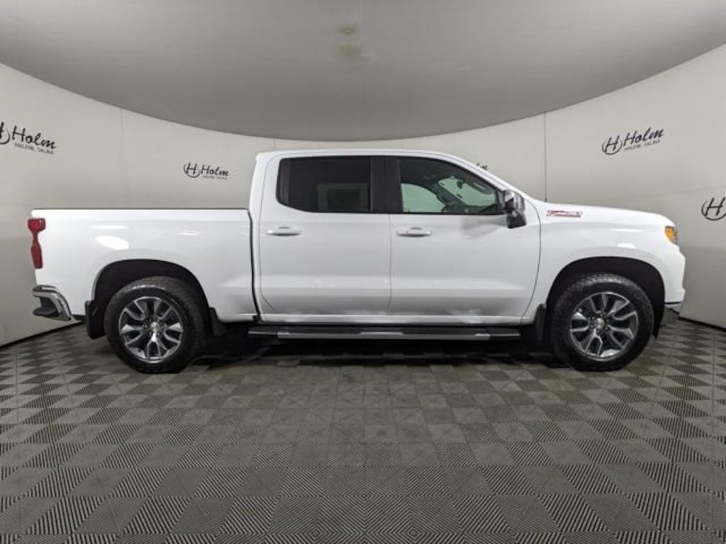 New 2026 Chevrolet Silverado 1500 LT Truck