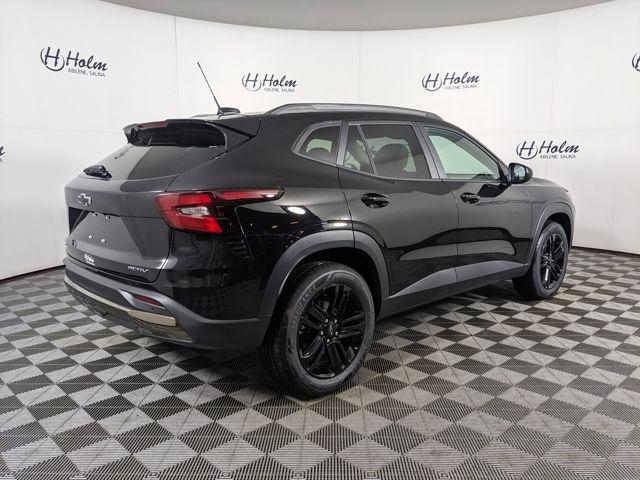 2026 Chevrolet Trax Activ - Photo 3
