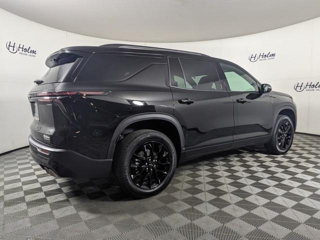 2026 Chevrolet Traverse photo 2