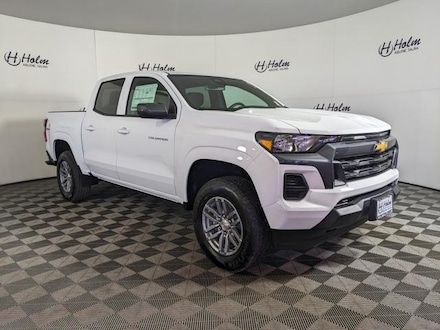 2025 Chevrolet Colorado WT/LT Truck