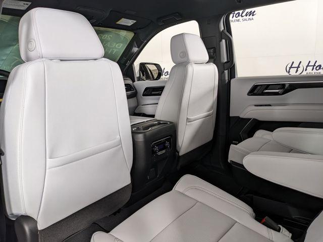 2026 Chevrolet Suburban Premier - Photo 33