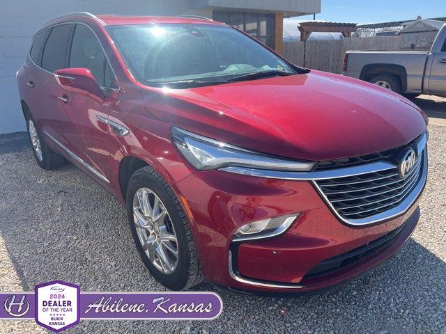 2024 Buick Enclave Essence FWD