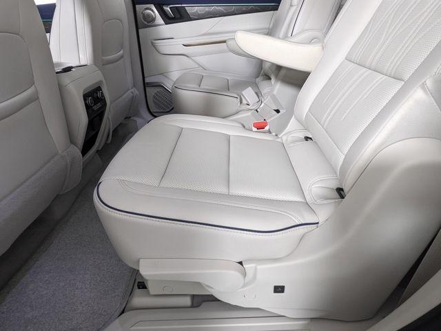 2025 Buick Enclave Avenir - Photo 33