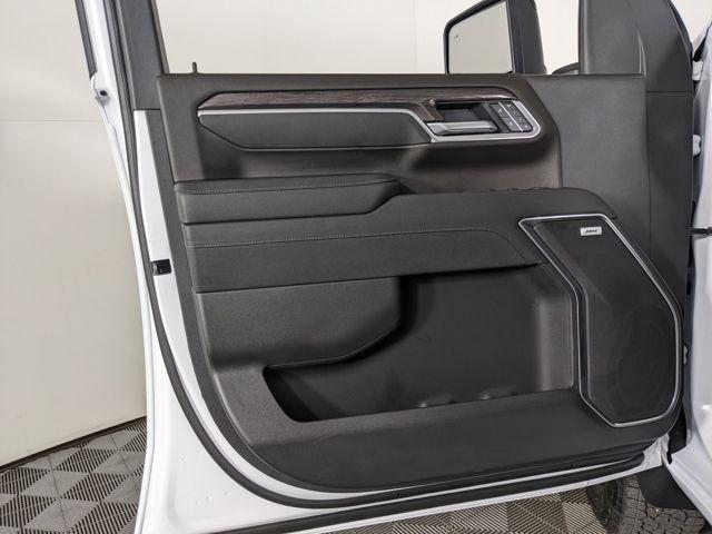 2026 Chevrolet Silverado 3500 HD LTZ - Photo 33