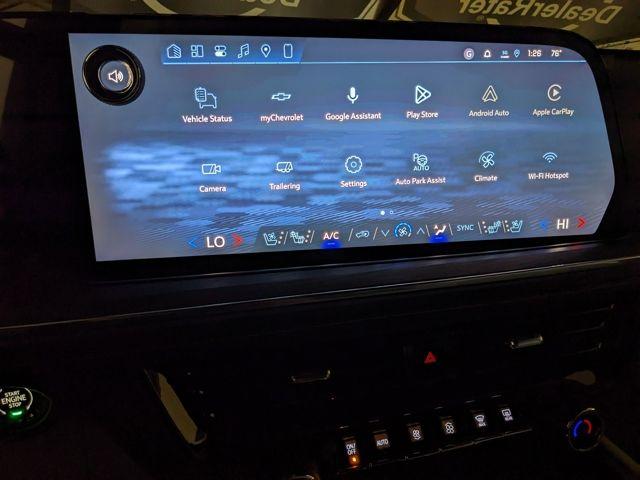 2026 Chevrolet Suburban Premier - Photo 17