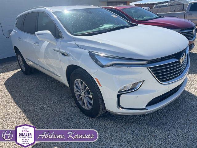 2024 Buick Enclave Essence FWD