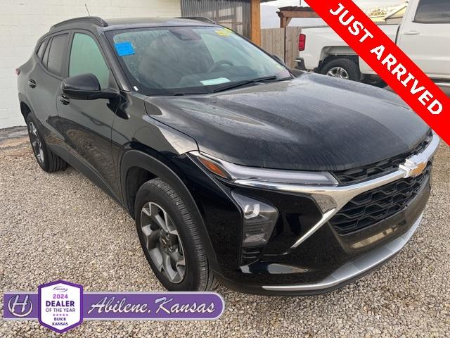 2025 Chevrolet Trax SUV 