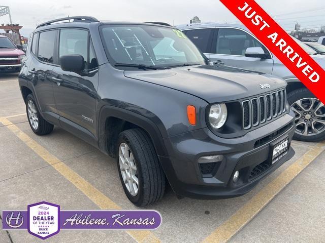 2022 Jeep Renegade Latitude's photo