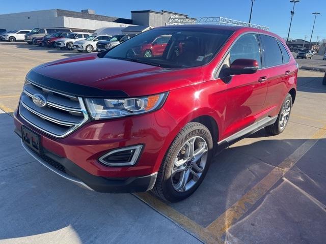 2016 Ford Edge Titanium photo 2