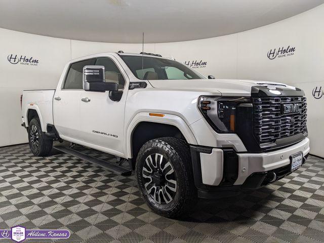 2025 GMC Sierra 4WD Crew Cab Long Box Denali Ultimate's photo