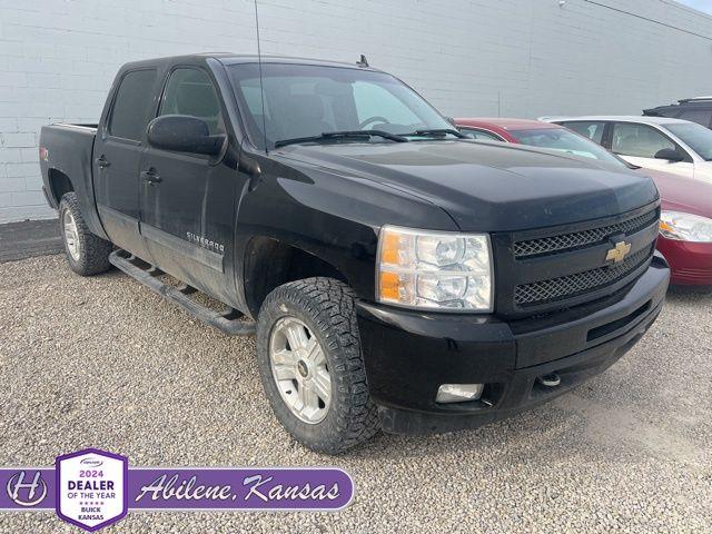Black 2011 Chevrolet Silverado 1500 LT Crew Cab 4WD Pickup Truck Four-Wheel Drive Automatic